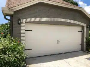 Common Garage Door Problems and When to Call for Garage Door Repair in Tampa
